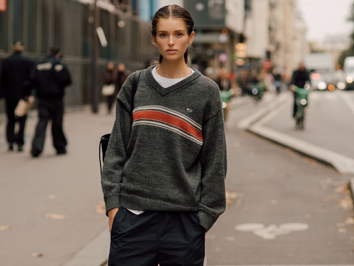 3 φθινοπωρινά outfits που θα σε κρατήσουν cozy και stylish