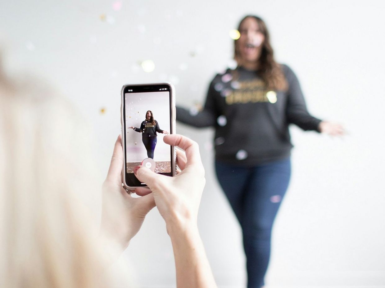 «Το «Doi Doi Doi» είναι το νέο «6-7» (και ναι οι Millennials ευθύνονται για την ύπαρξή του)