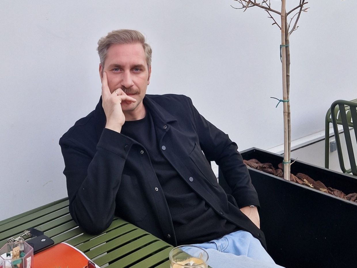 Άγγελος Ανδριόπουλος: «Ό,τι κατάφερα το οφείλω στη γυναίκα μου, ήταν «εκεί» στα δύσκολα»