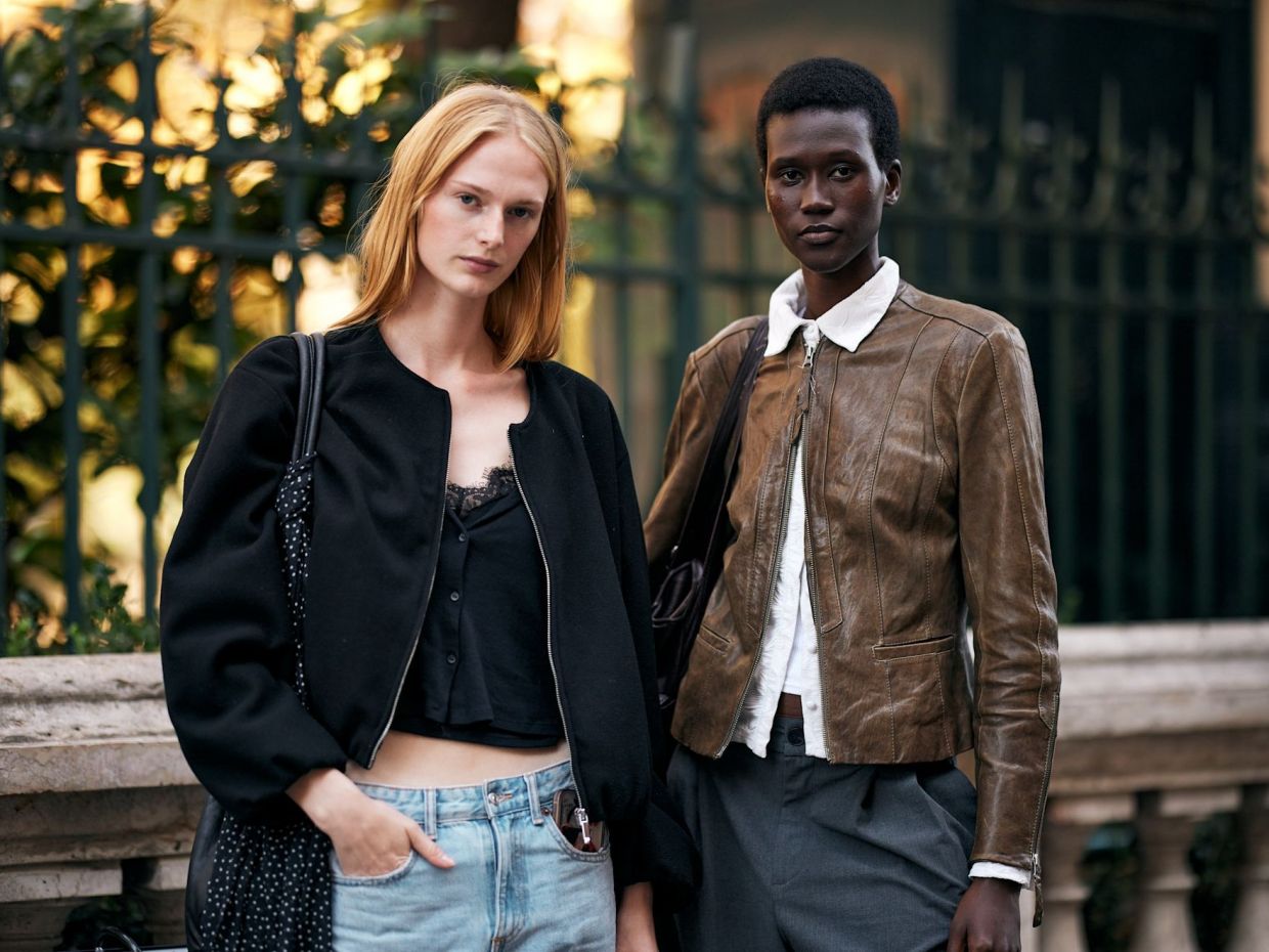 Elegant & comfortable: Tα μυστικά του cozy στυλ που ορκίζονται οι fashion experts τον χειμώνα