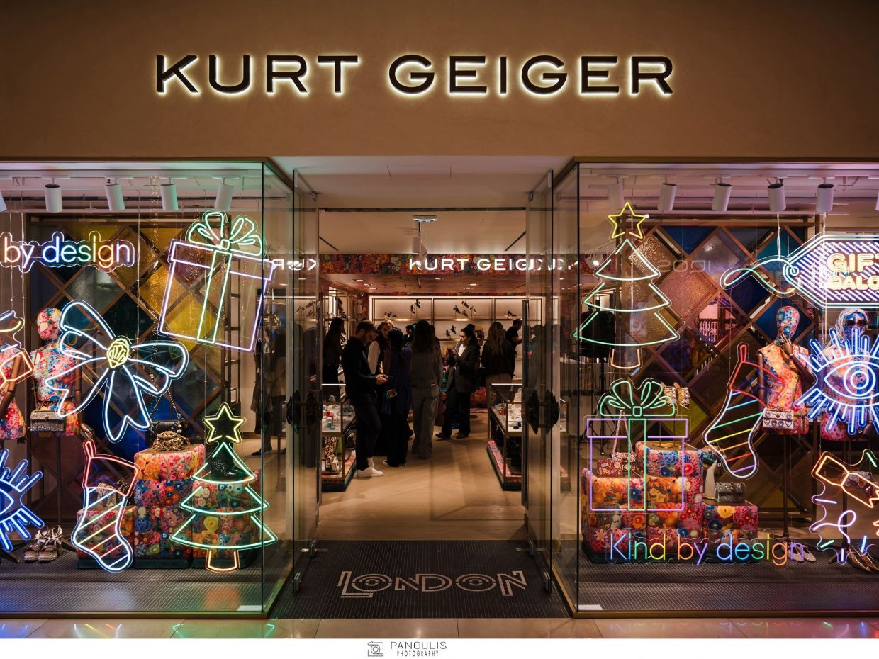KURT GEIGER: Μια βραδιά γεμάτη χρώμα και holiday διάθεση στο πρώτο flagship store στην Ελλάδα