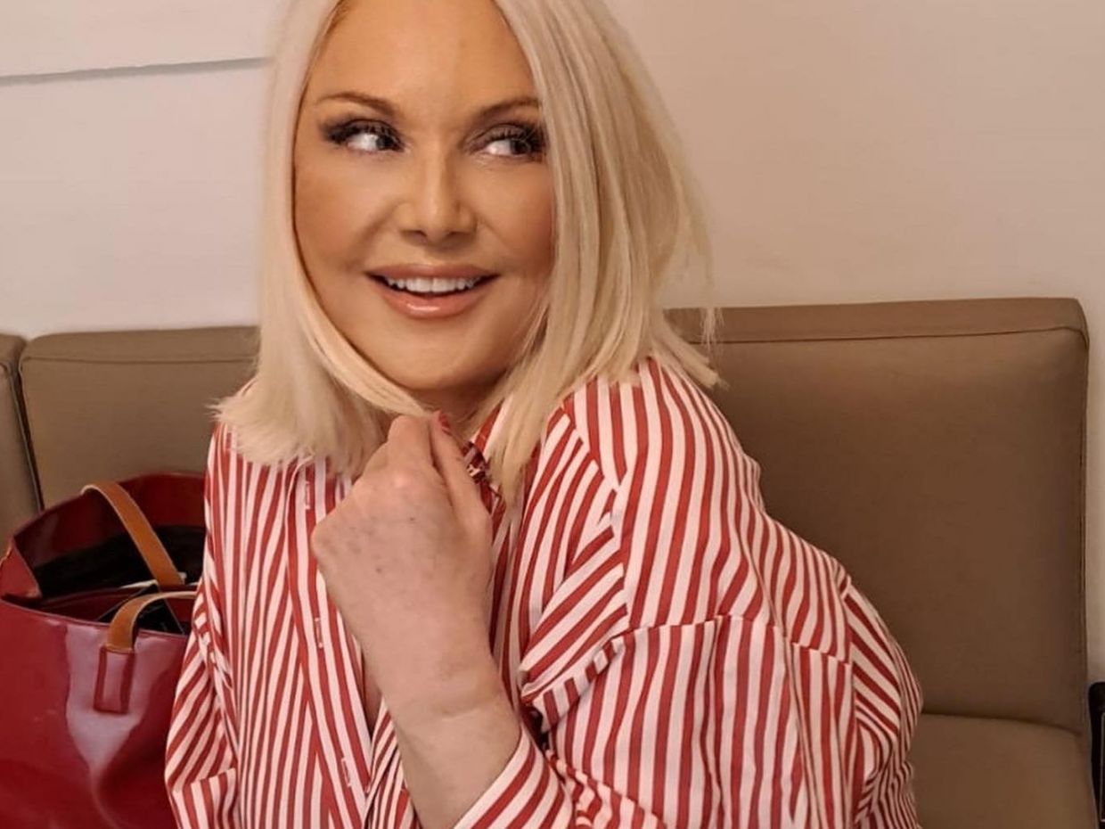 Ρούλα Κορομηλά: Ο παραμυθένιος στολισμός του σπιτιού της και η σπόντα για την τηλεόραση