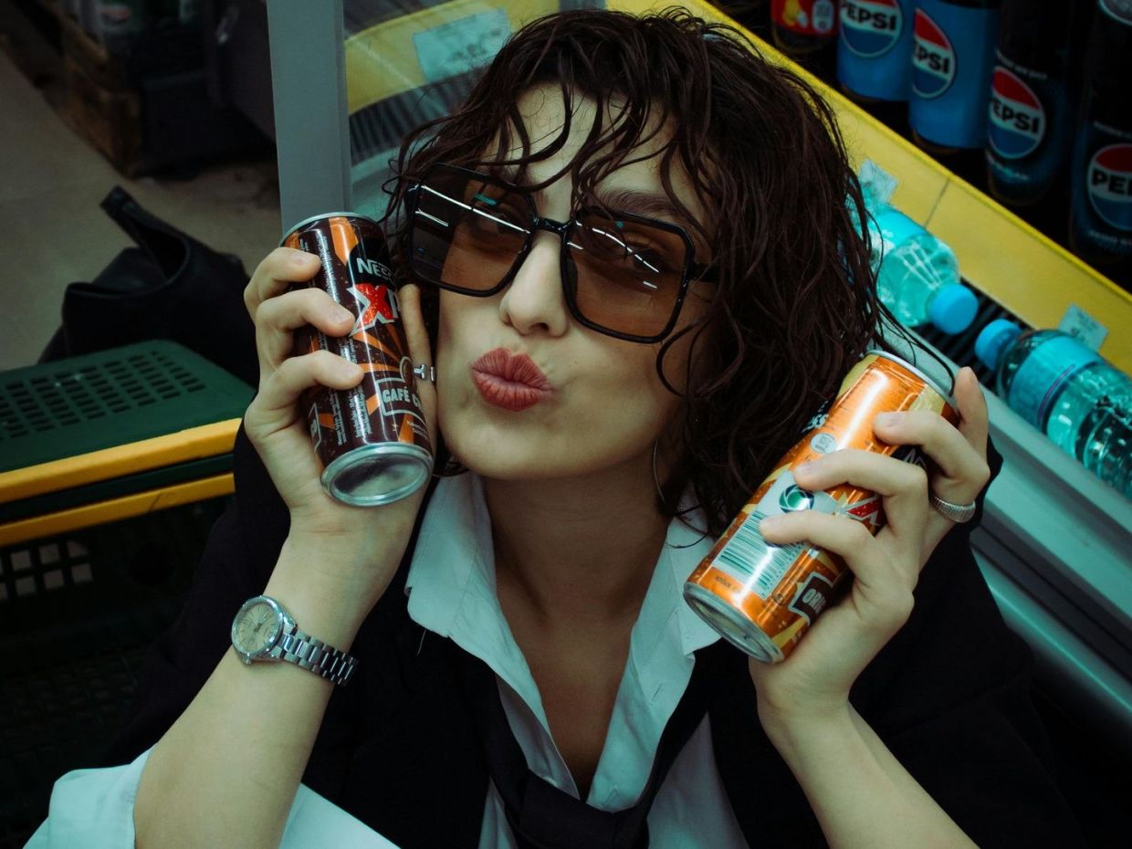 Energy Drinks: Μήπως το αγαπημένο σου ενεργειακό ποτό είναι μια «βόμβα» για την υγεία σου;