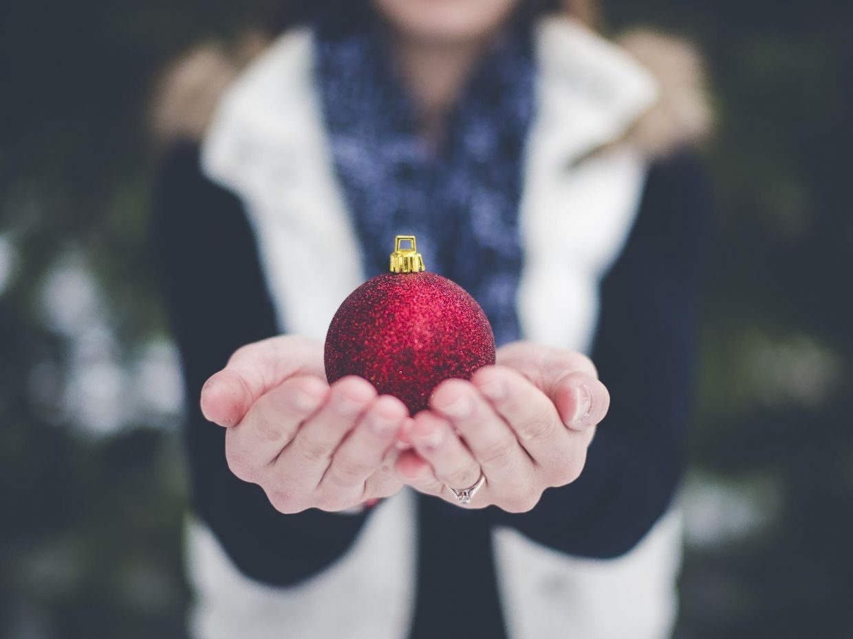 Χριστούγεννα 2025: Πώς το «Δώρο Αγάπης» της ΑΒ γίνεται η πράξη προσφοράς που κάνει τη διαφορά