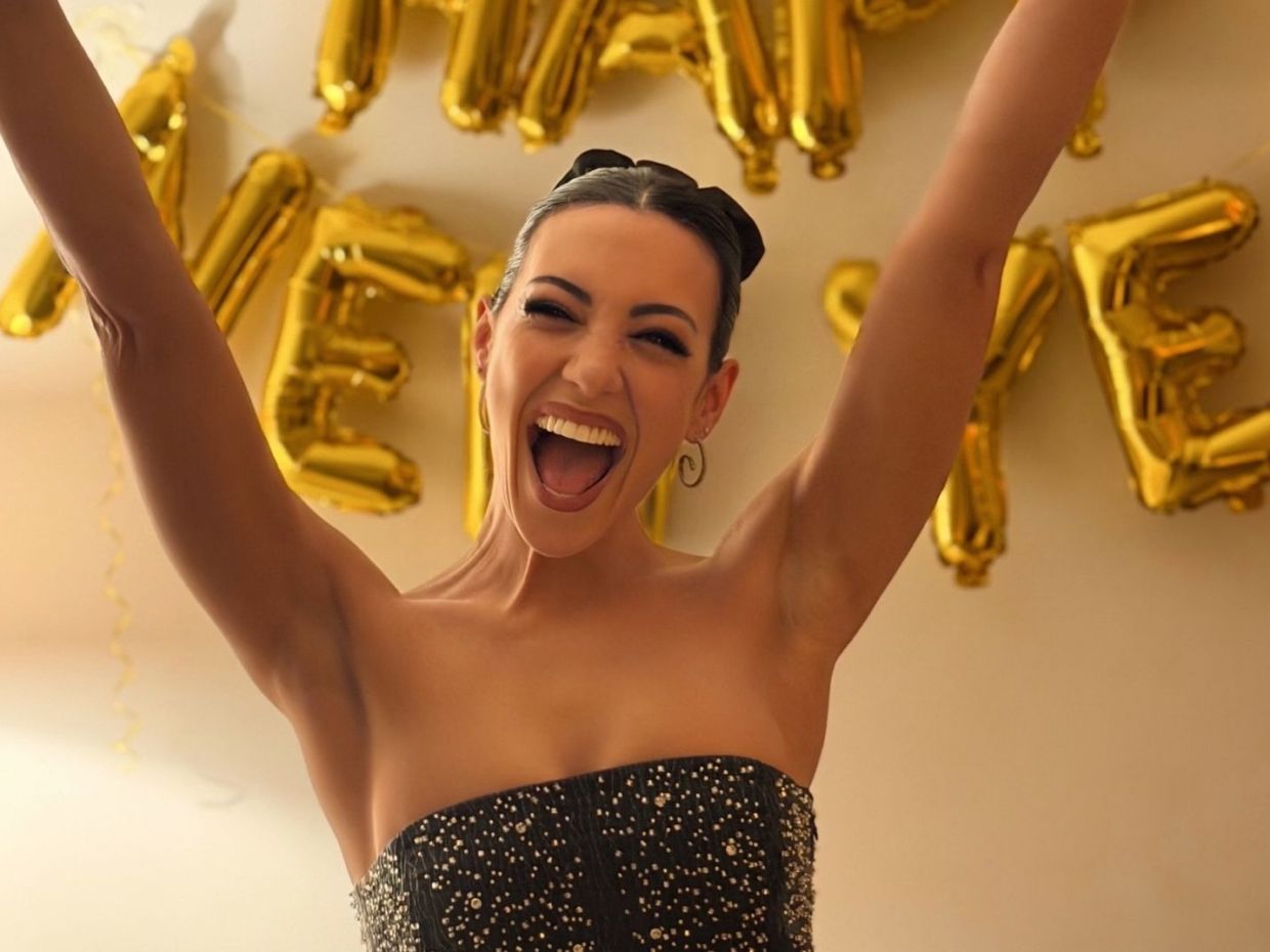 «Τι ωραία που τα λες», είπαν στην Ευγενία Σαμαρά στον συγκινητικό απολογισμό του 2025