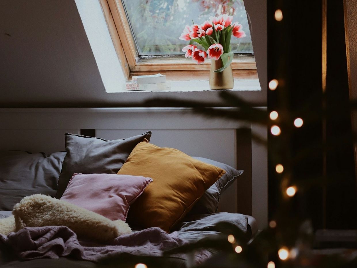 Γιατί νιώθεις «κουρασμένο» το σπίτι μετά τις γιορτές; 5 εύκολοι τρόποι να το ανανεώσεις γρήγορα