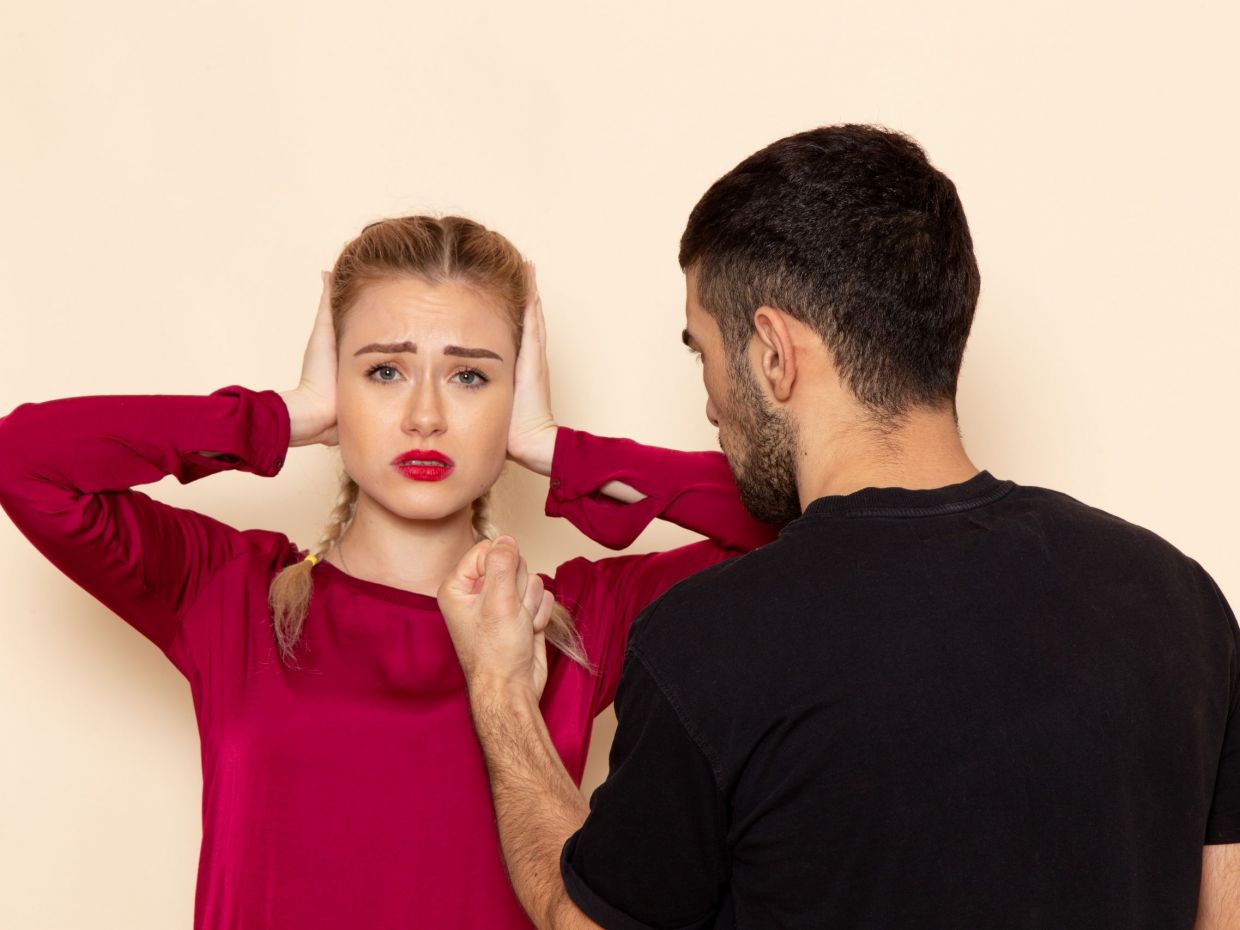 Γιατί οι ιδιαίτερα έξυπνοι και ευαίσθητοι άνθρωποι μένουν σε τοξικές σχέσεις