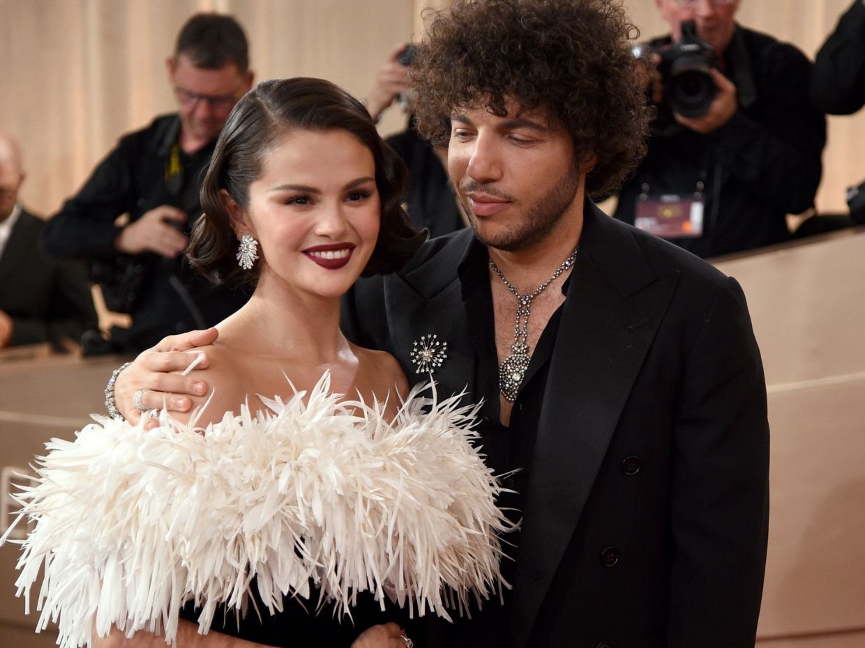 Golden Globes: Το viral φιλί του Chalamet στην Kylie, ο «Mama’s Boy» DiCaprio και όλα τα ζευγάρια