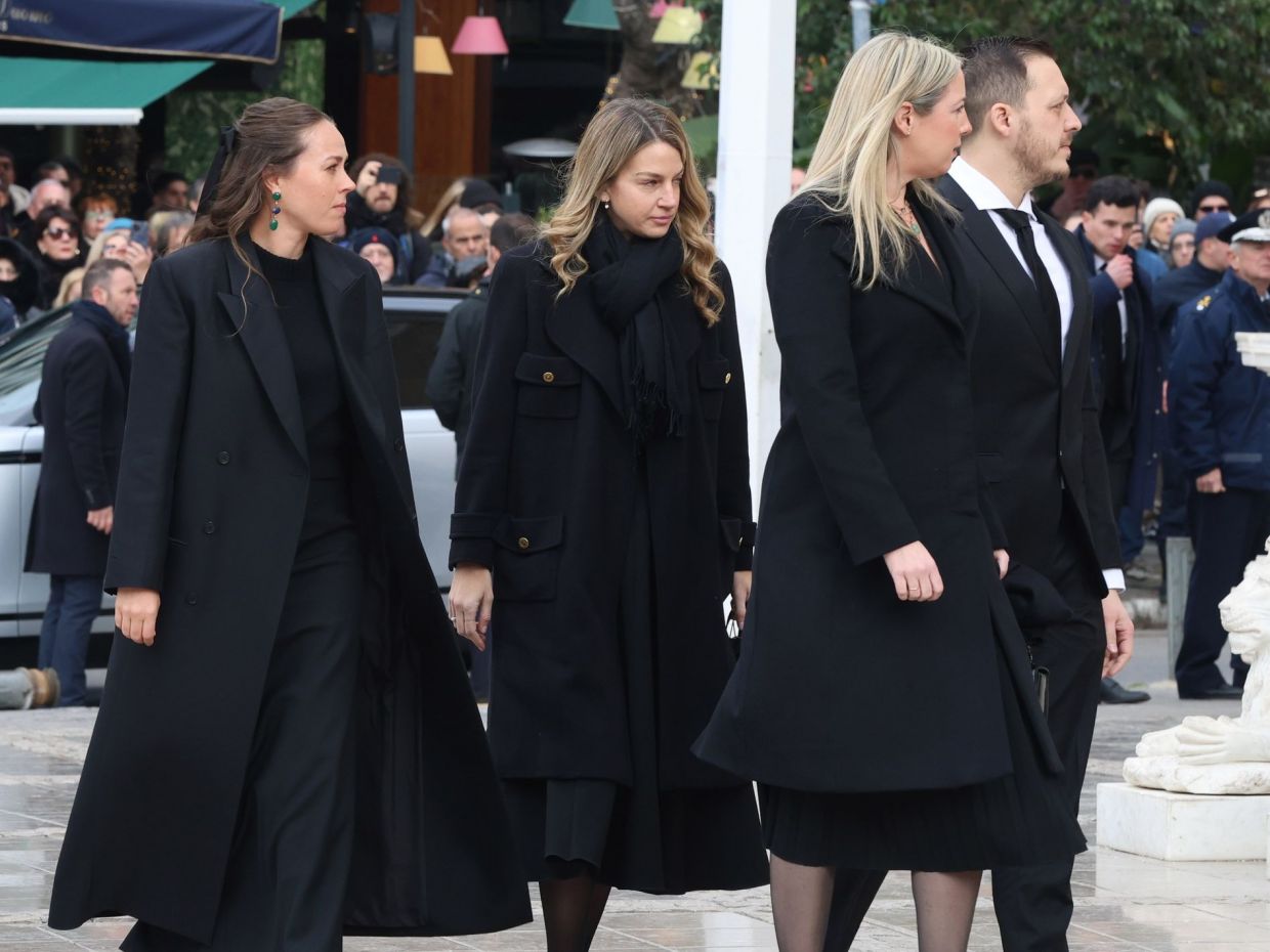 Το «αντίο» στην πριγκίπισσα Ειρήνη, η απουσία της Σαντάλ & η εμφάνιση Χρυσής - Νικόλαου