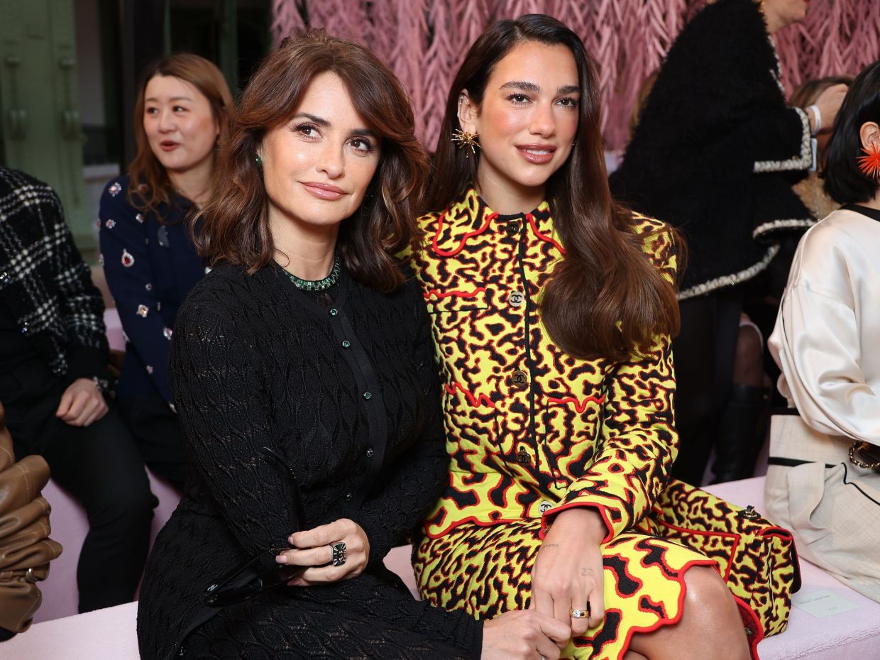 CHANEL: Το ντεμπούτο του Matthieu Blazy στην Haute Couture και το λαμπερό front row