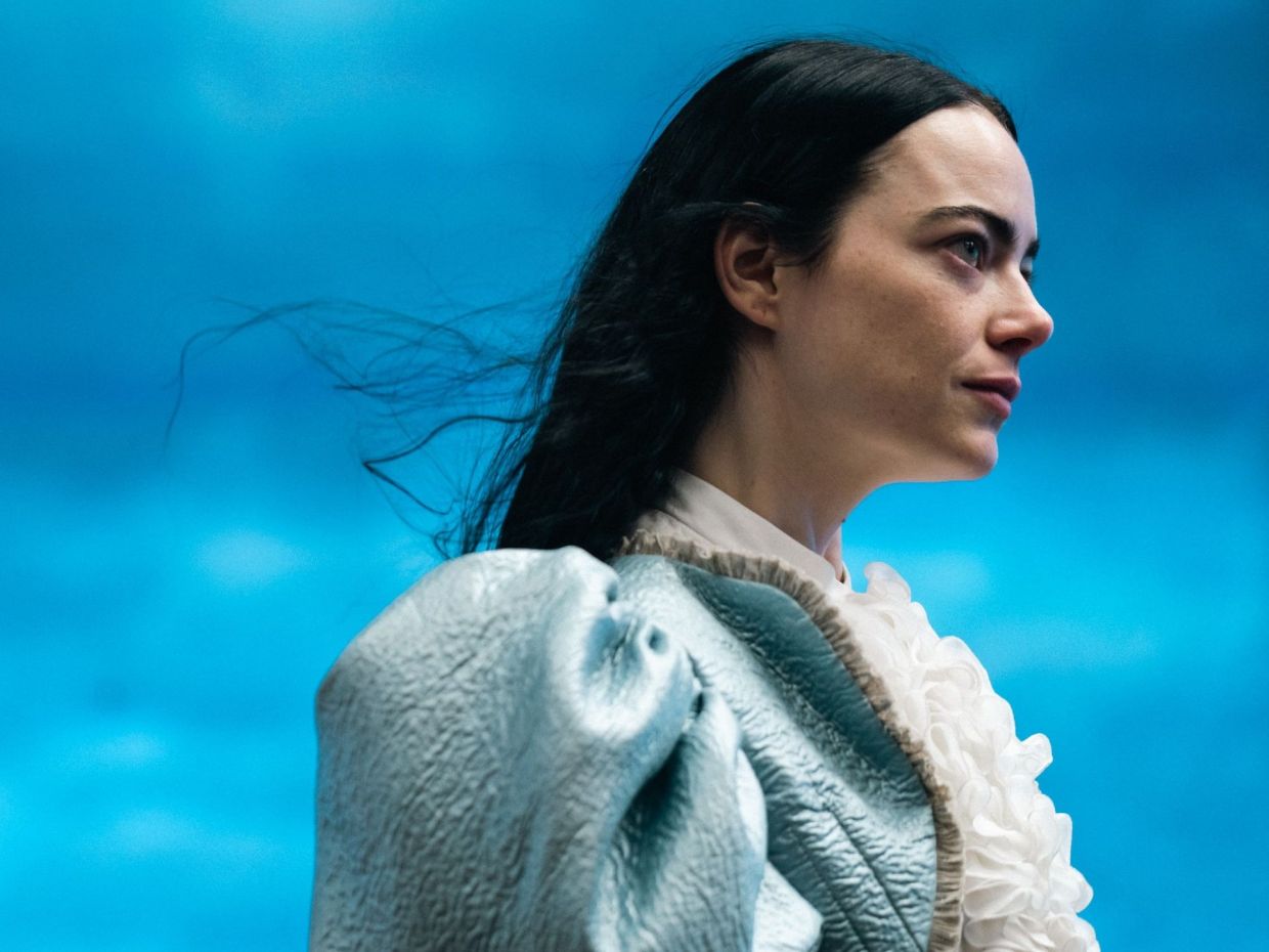 Το αριστουργηματικό και οσκαρικό Poor Things του Γιώργου Λάνθιμου για πρώτη φορά στην ελληνική TV