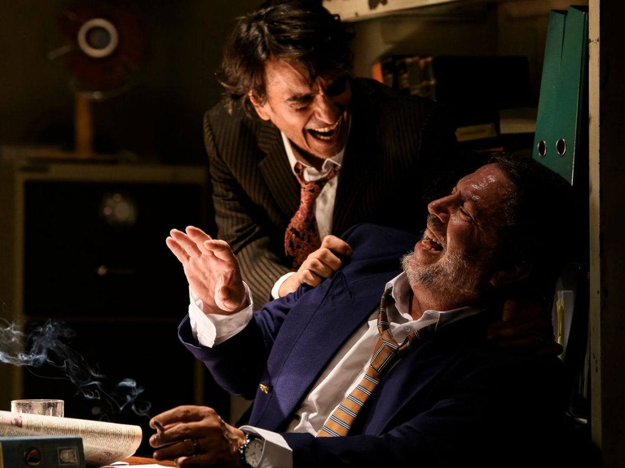 Θέατρο του Νέου Κόσμου: Ανεξάρτητα Κράτη - Ξεκίνησε η προπώληση 