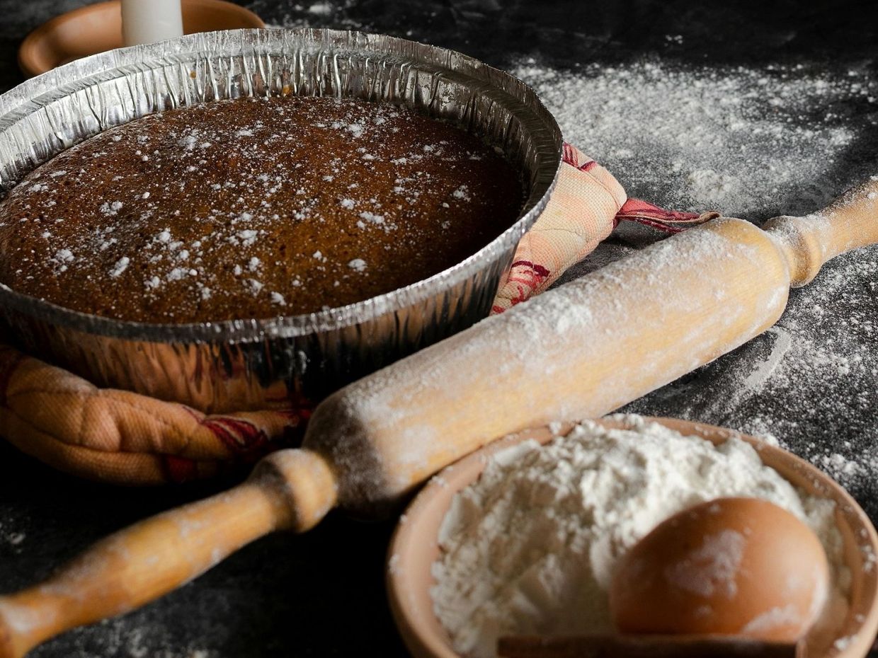 6 τρόφιμα που δεν πρέπει ποτέ να μαγειρεύεις σε ταψί αλουμινίου