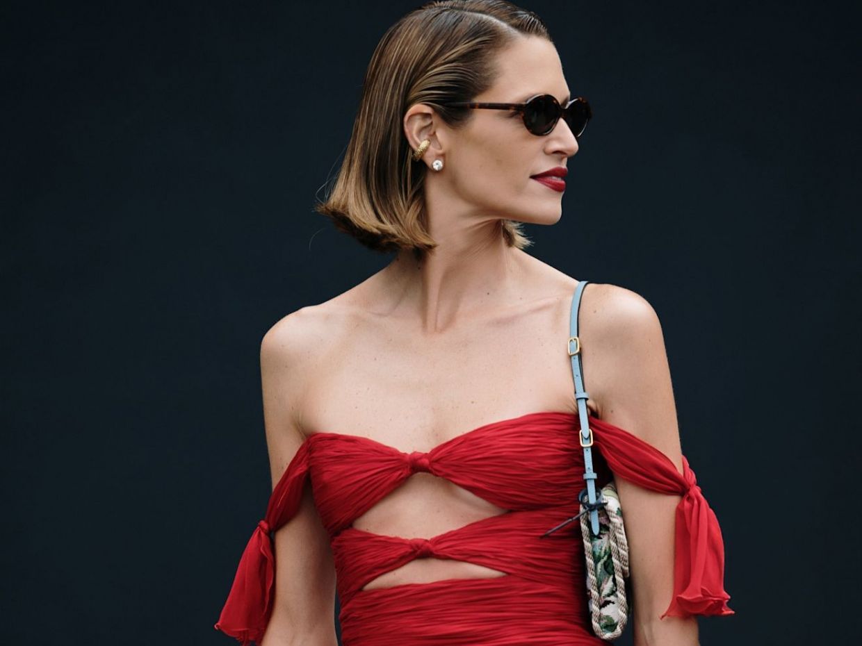 Valentine’s mood on: 5 ιδέες για outfits που εντυπωσιάζουν χωρίς να φαίνεται ότι προσπάθησες