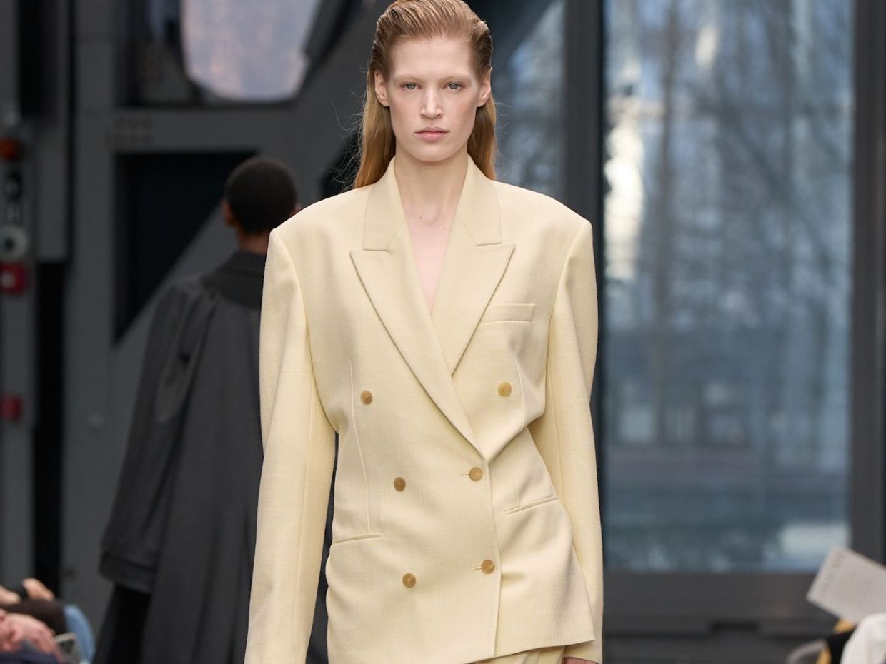 Η Calvin Klein Fall26 συλλογή από τη Veronica Leoni που παρουσιάστηκε στην Νέα Υόρκη