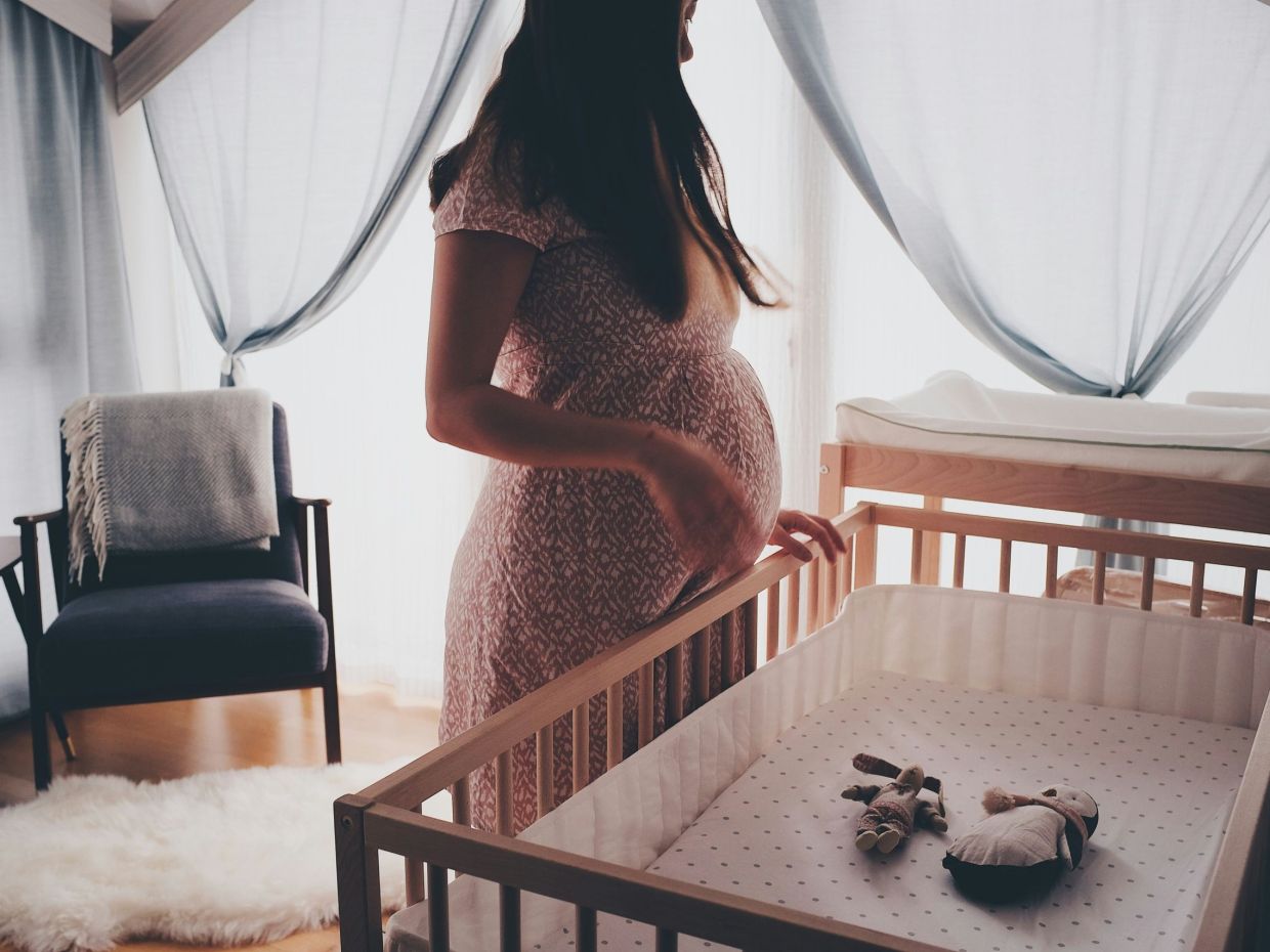 Πρώτο και δεύτερο παιδί: γιατί & πώς η μητρότητα αλλάζει τον εγκέφαλο με διαφορετικό τρόπο