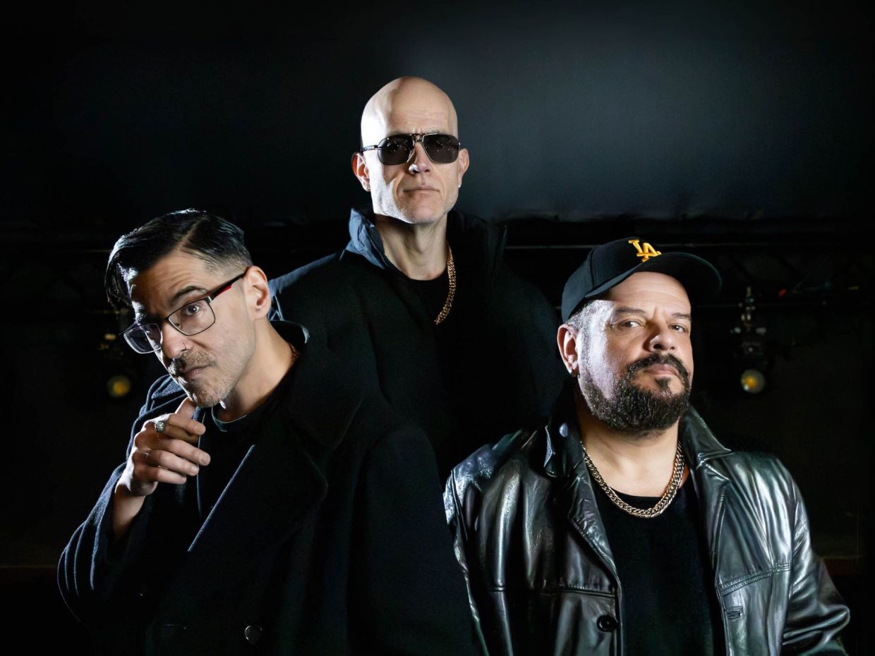 30 Χρόνια Ημισκούμπρια: 10 χρόνια Release Athens- Το Σάββατο 20 Ιουνίου ανήκει στα ΗΜΙΖ!