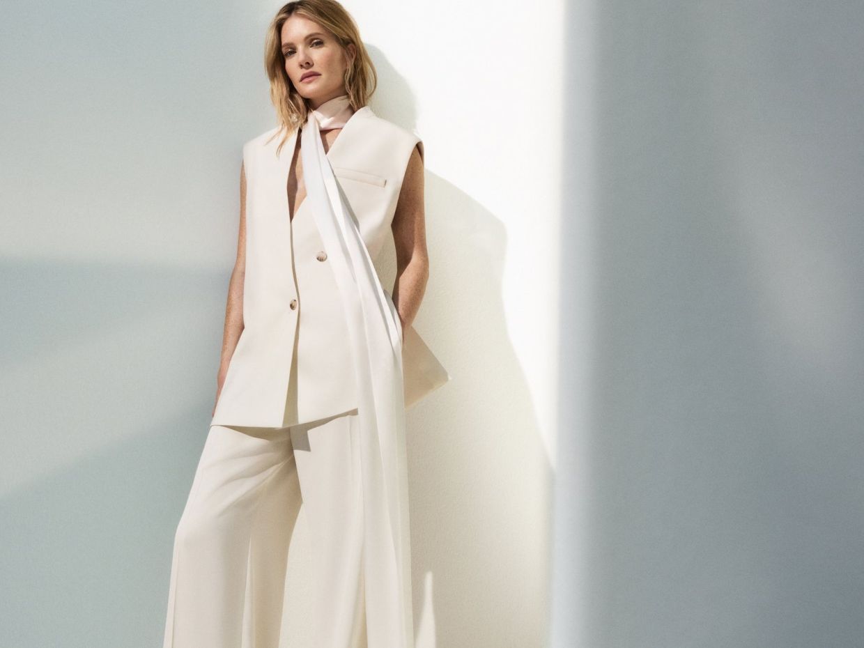 Η Meghann Fahy και ο Corey Mylchreest είναι τα νέα πρόσωπα στην καμπάνια BOSS για τη σεζόν S/S 26