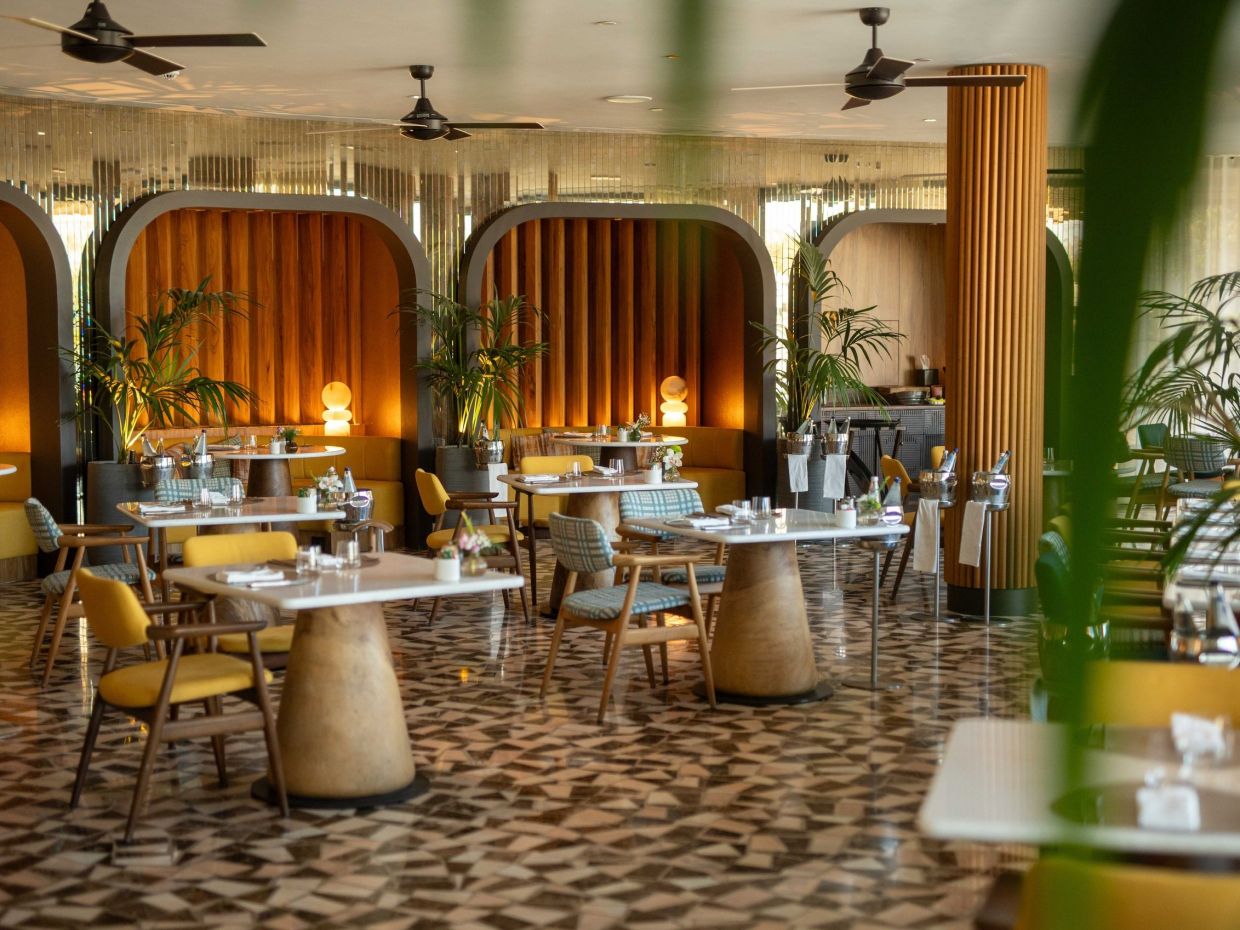 Λαχταριστές εμπειρίες brunch για μικρούς και μεγάλους με φόντο την αθηναϊκή Ριβιέρα