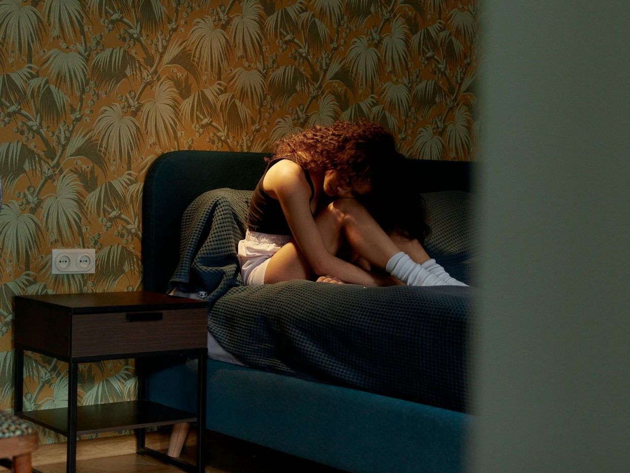 Οι έφηβοι κοιμούνται λιγότερο από ποτέ και δεν φταίνε μόνο τα κινητά