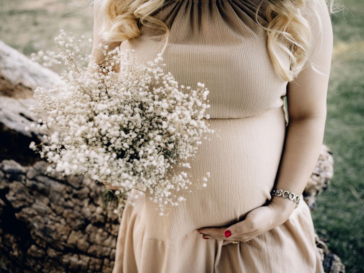 Καταρροή και μπούκωμα στην εγκυμοσύνη; Δεν είσαι η μόνη, η αλλεργική ρινίτιδα είναι πολύ συχνή