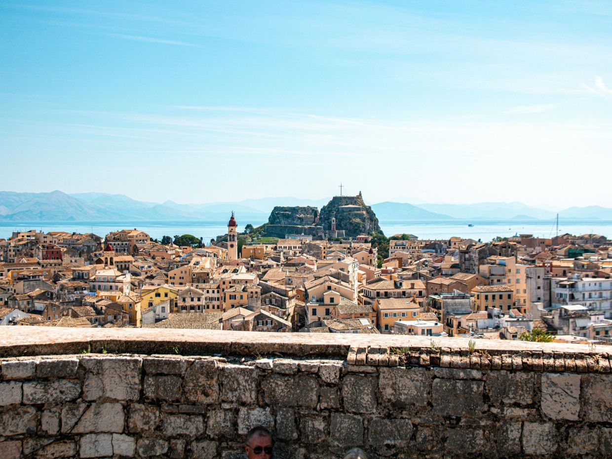Κέρκυρα για Πάσχα: Η επιλογή της Σίσσυς Χρηστίδου είναι ιδανική και αυτοί είναι οι λόγοι
