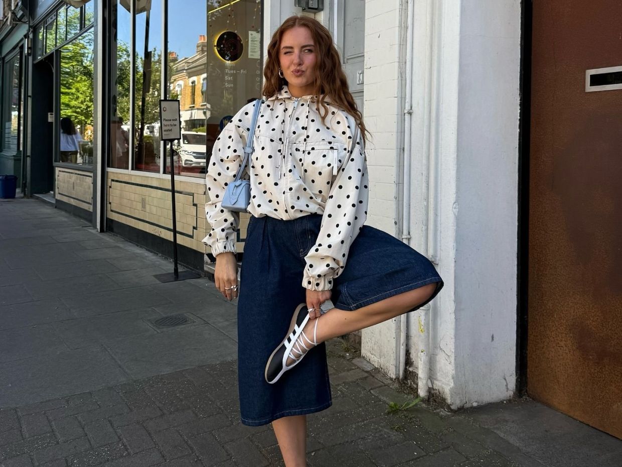 Ballet sneakers: Όλες οι fashionistas τώρα, επιλέγουν την τάση που επαναπροσδιορίζει το casual chic