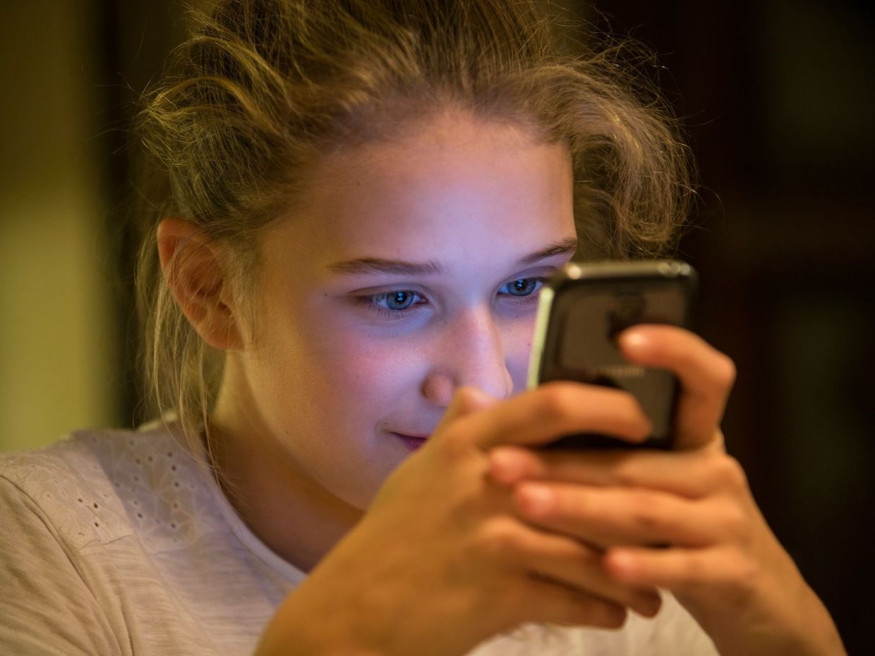 Απαγόρευση social media κάτω των 15 ετών:  Προστασία ή ένα μέτρο που θα παρακαμφθεί;