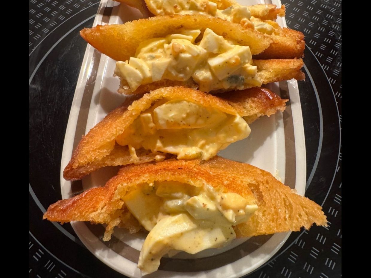 Η συνταγή που θα κάνετε με τα αυγά που περίσσεψαν το Πάσχα είναι τα Egg Sando και θα με θυμηθείτε!