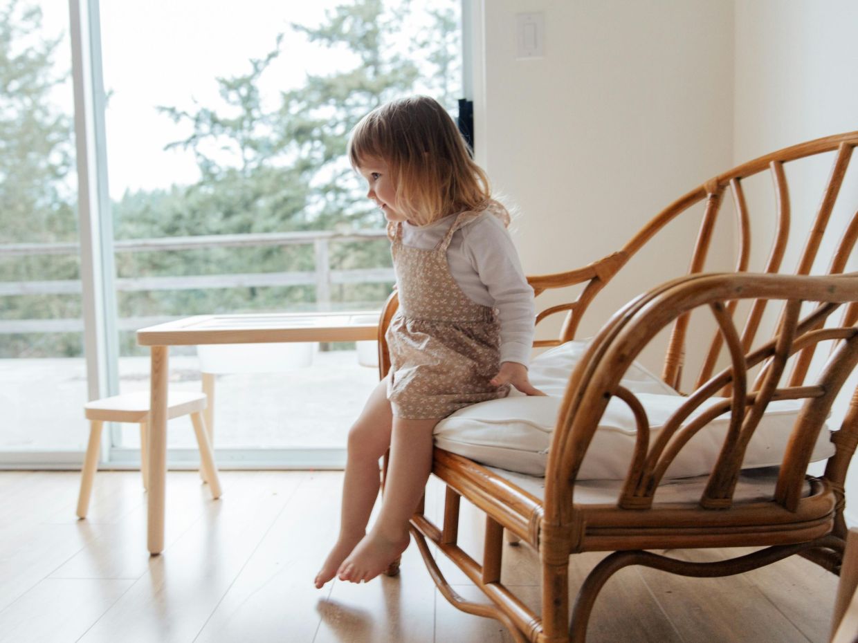 18 πράγματα που πρέπει να κάνουν τα νήπια μέχρι την ηλικία των 2,5 ετών, σύμφωνα με εργοθεραπεύτρια