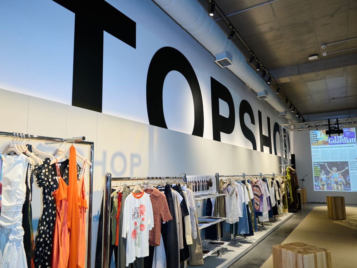 Το πιο αγαπημένο brand των 00s γυρίζει στην Ελλάδα και κάπως συγκινούμαστε