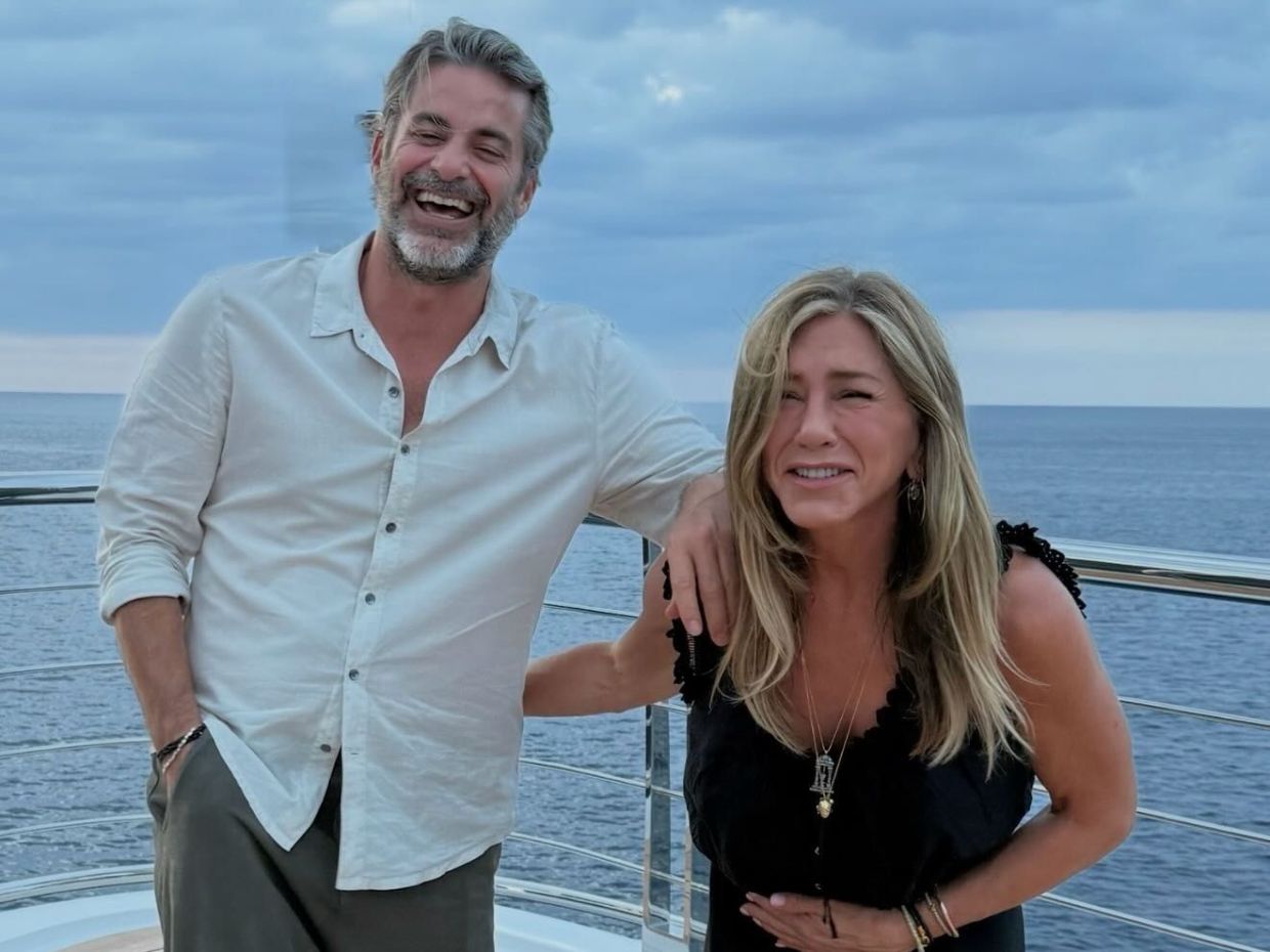 Παντρεύεται για 3η φορά η Jennifer Aniston; Η επέτειος με τον Jim Curtis & το πρόβλημα υγείας