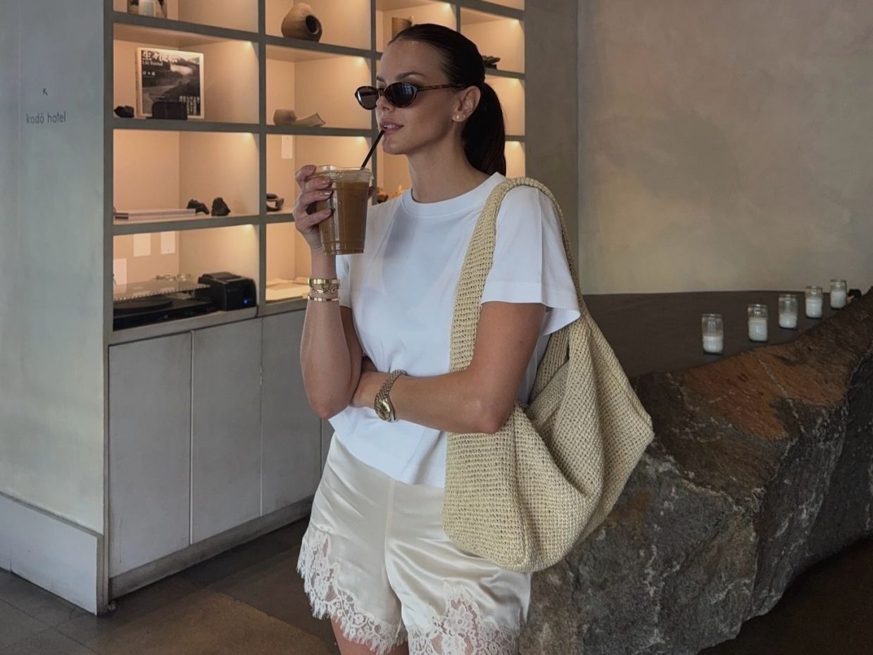 Ψάθινη τσάντα ή ballon pants; 10 summer items που ξεχωρίσαμε για το καλοκαίρι του 2026