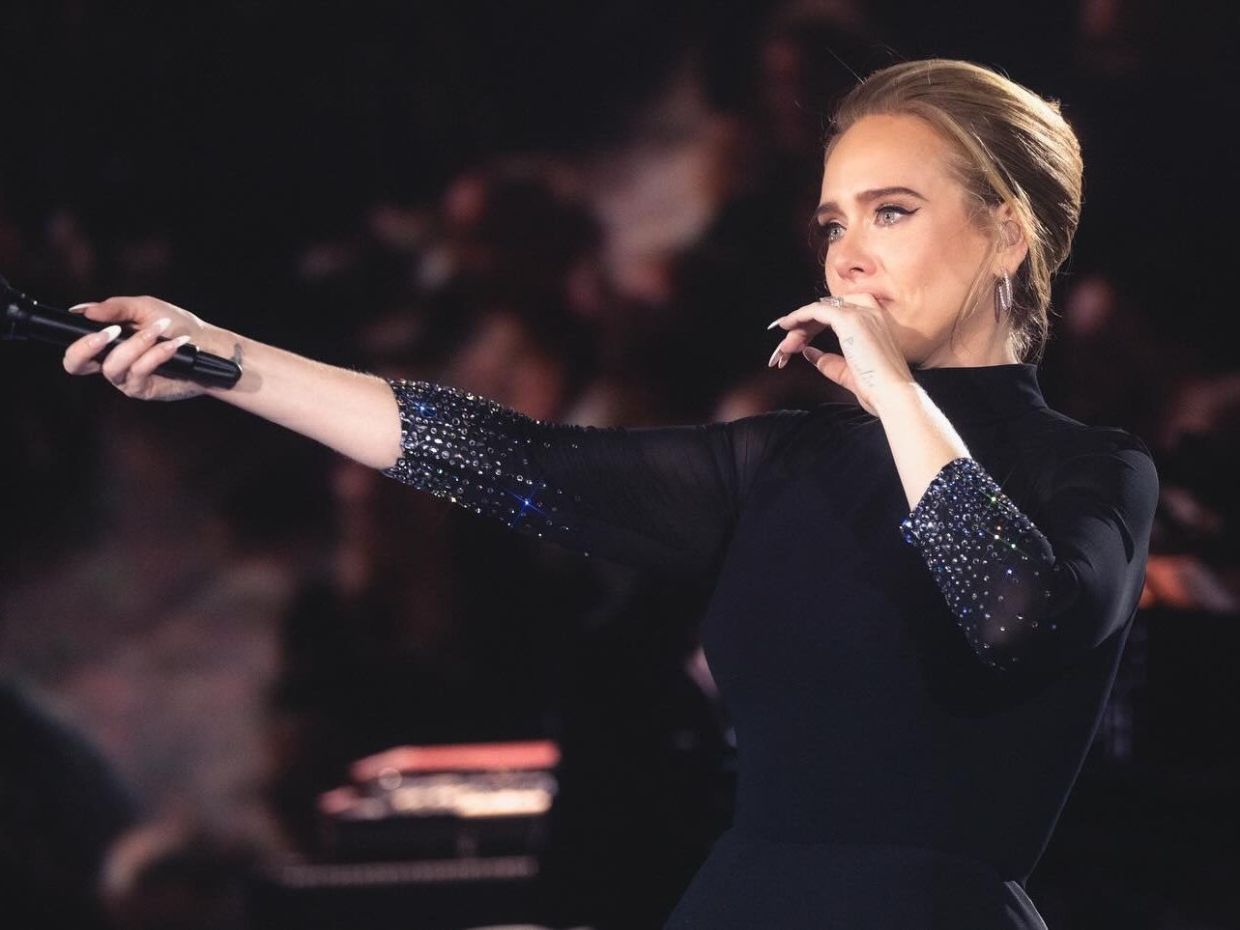 Η σπάνια εξομολόγηση της Adele για τον 13χρονο γιο της και o απρόσμενος τρόπος που δέθηκαν