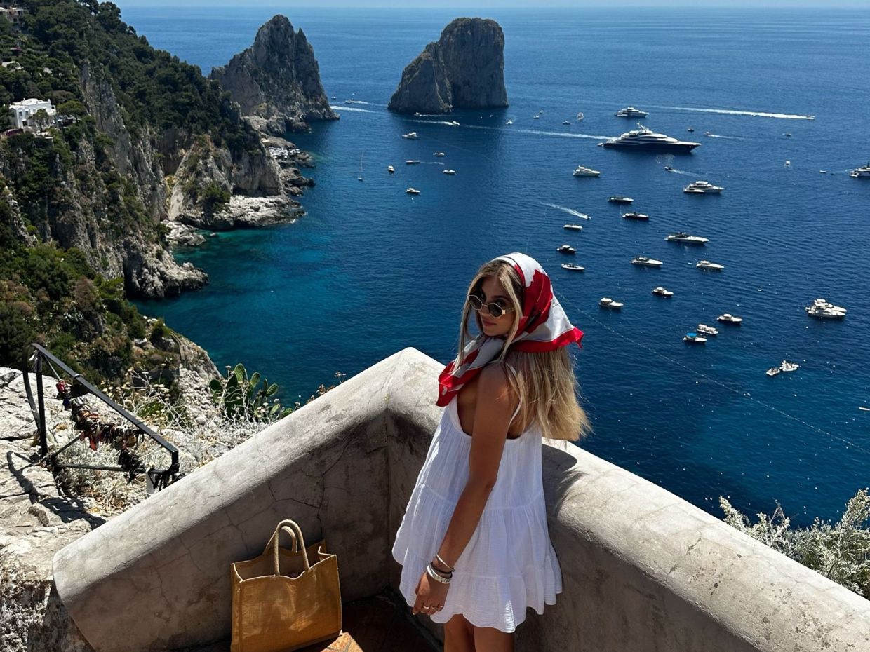 Amalfi Coast summer: Τα items για καλοκαιρινά looks με ιταλική φινέτσα