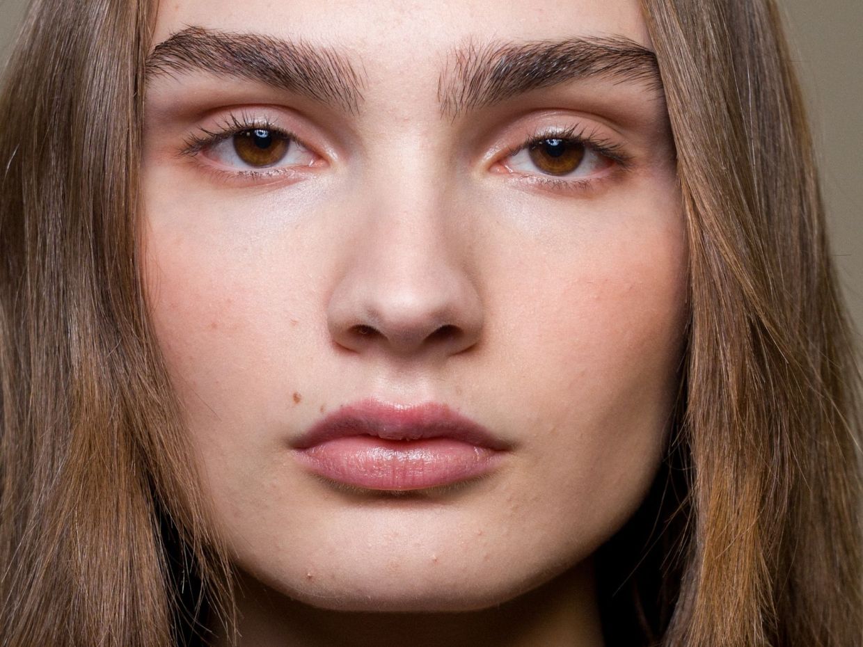 Ferritin face: Τι σημαίνει ο νέος beauty όρος που απασχολεί σχεδόν το 40% των γυναικών