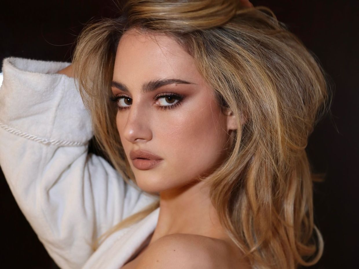 Το νέο beauty flex σου είναι τα μάτια σου και το TikTok το λέει eyemaxxing
