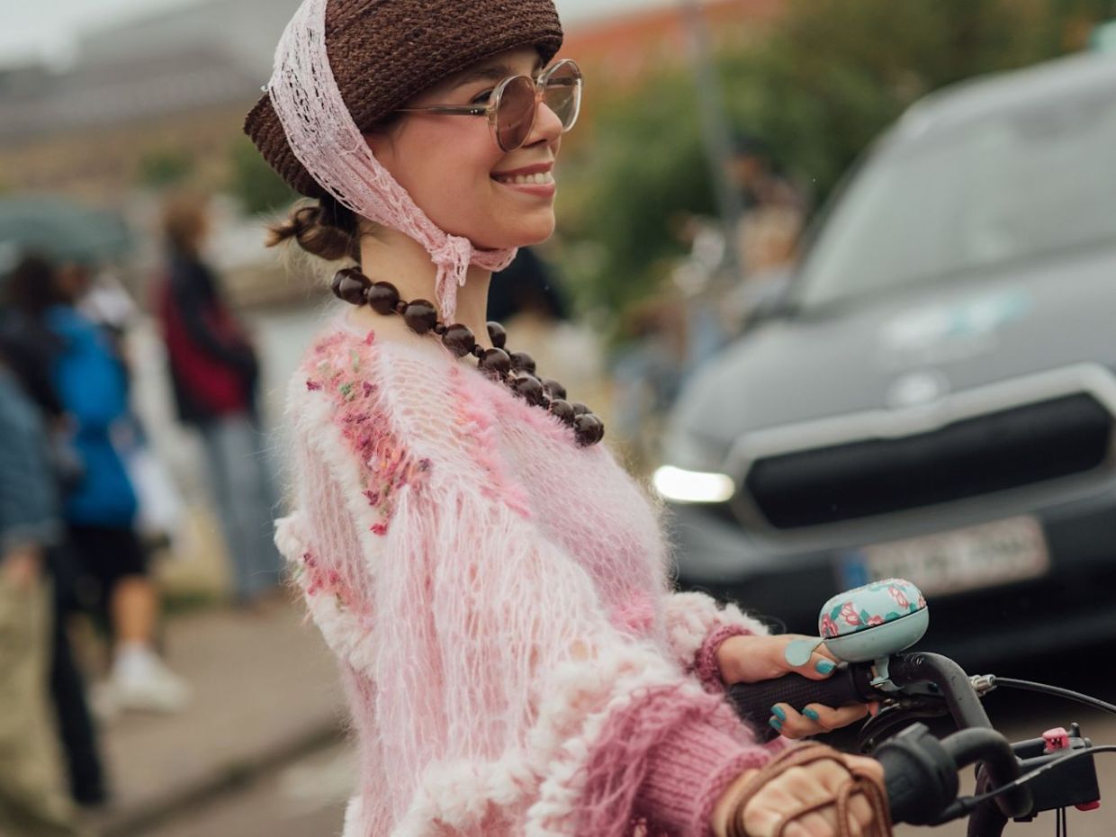 Fall colour trend: Το blush pink γίνεται το νέο αγαπημένο χρώμα του φθινοπώρου στο streetstyle
