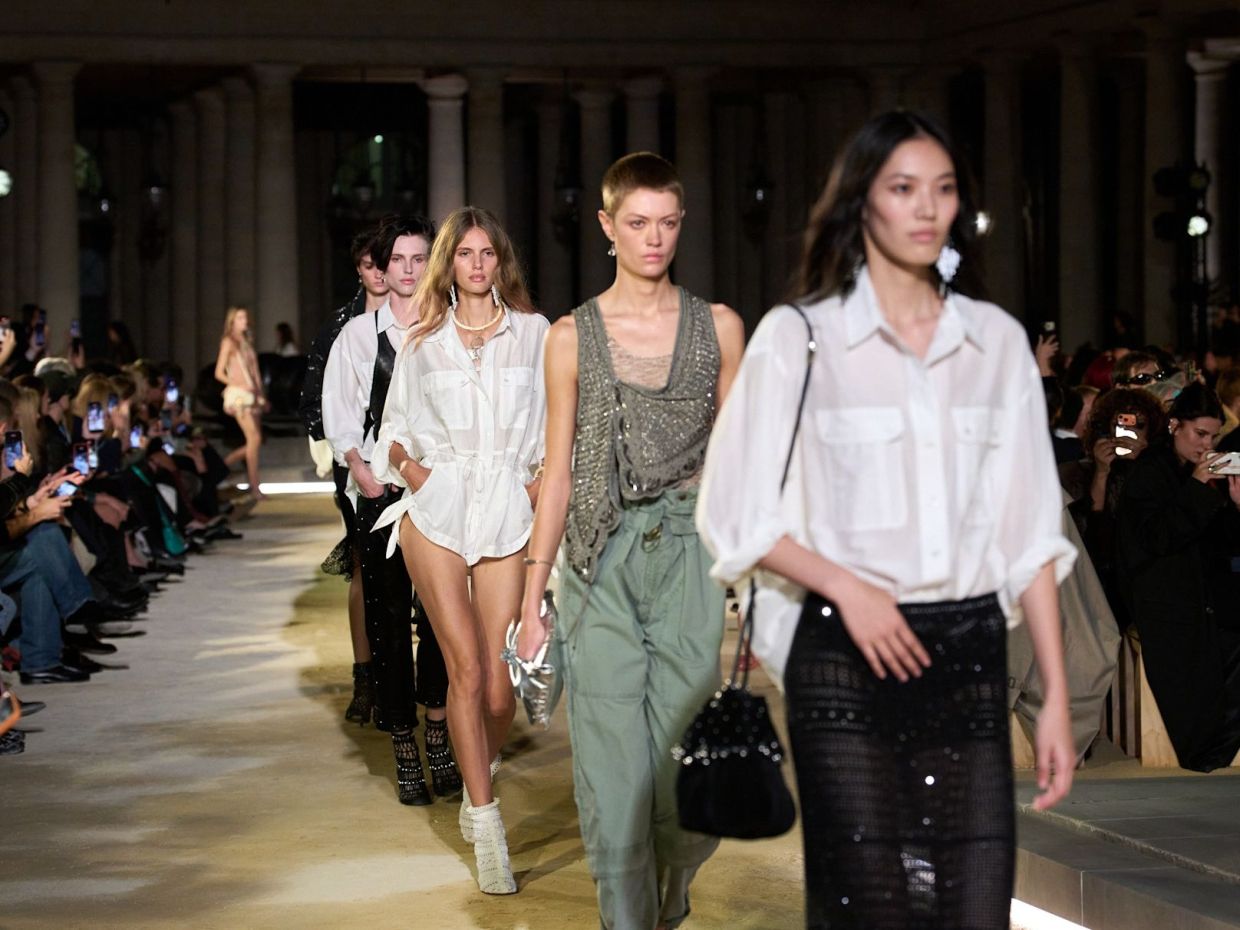 PFW highlights: Τι είδαμε στα shows Isabel Marant, Stella McCartney, Schiaparelli & τι θα φορέσουμε