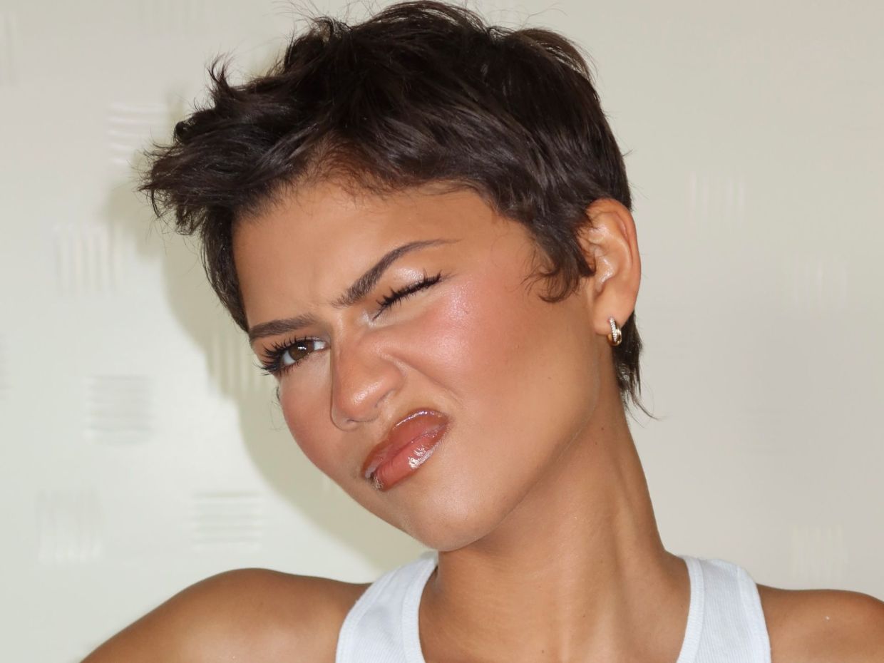 Zendaya: Από το no mascara στο wet-look lash trend,  το μακιγιάζ που αλλάζει ξανά τους κανόνες
