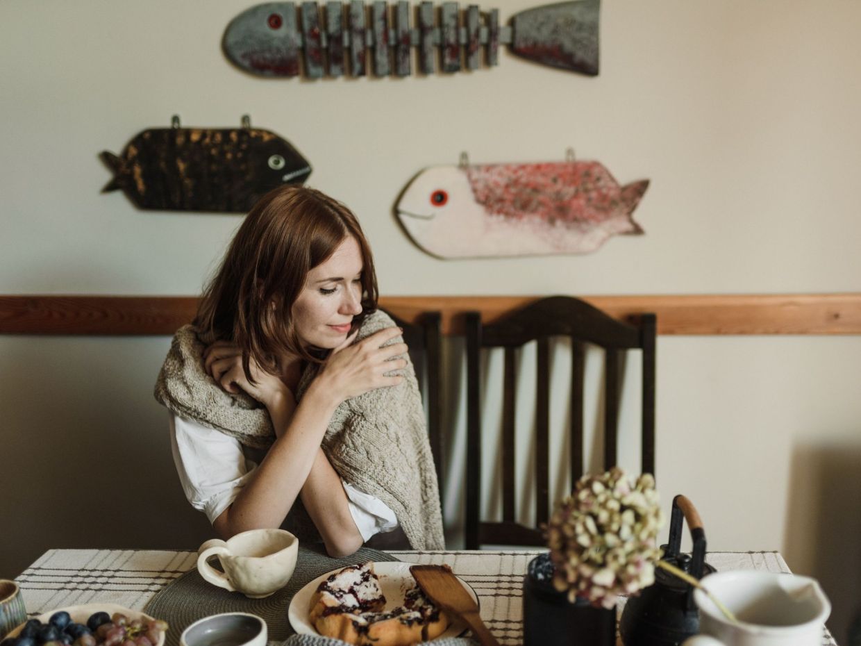 Το σώμα αρχίζει να αλλάζει ορμονικά έως και 15 χρόνια πριν από την εμμηνόπαυση, σύμφωνα με έρευνα