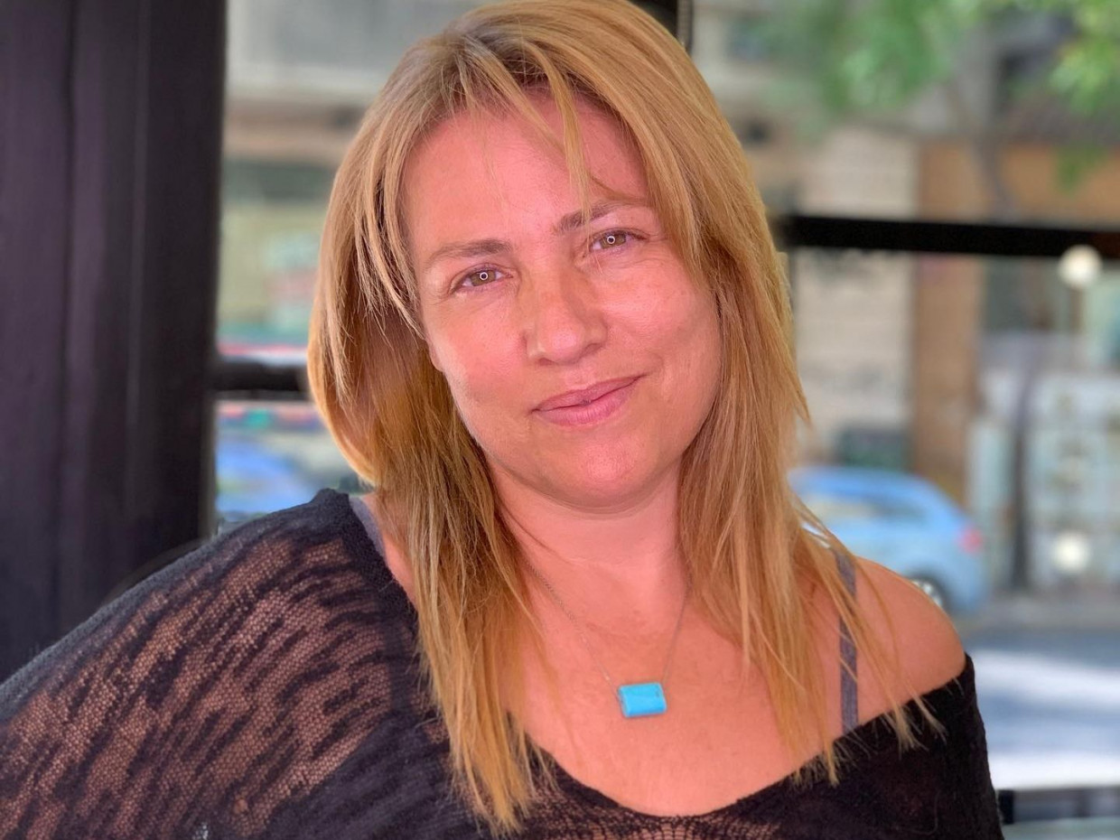 Μαριάννα Τουμασάτου: To casual look στην έξοδο για ψώνια και το «δώρο» της Κατερίνας Γκαγκάκη