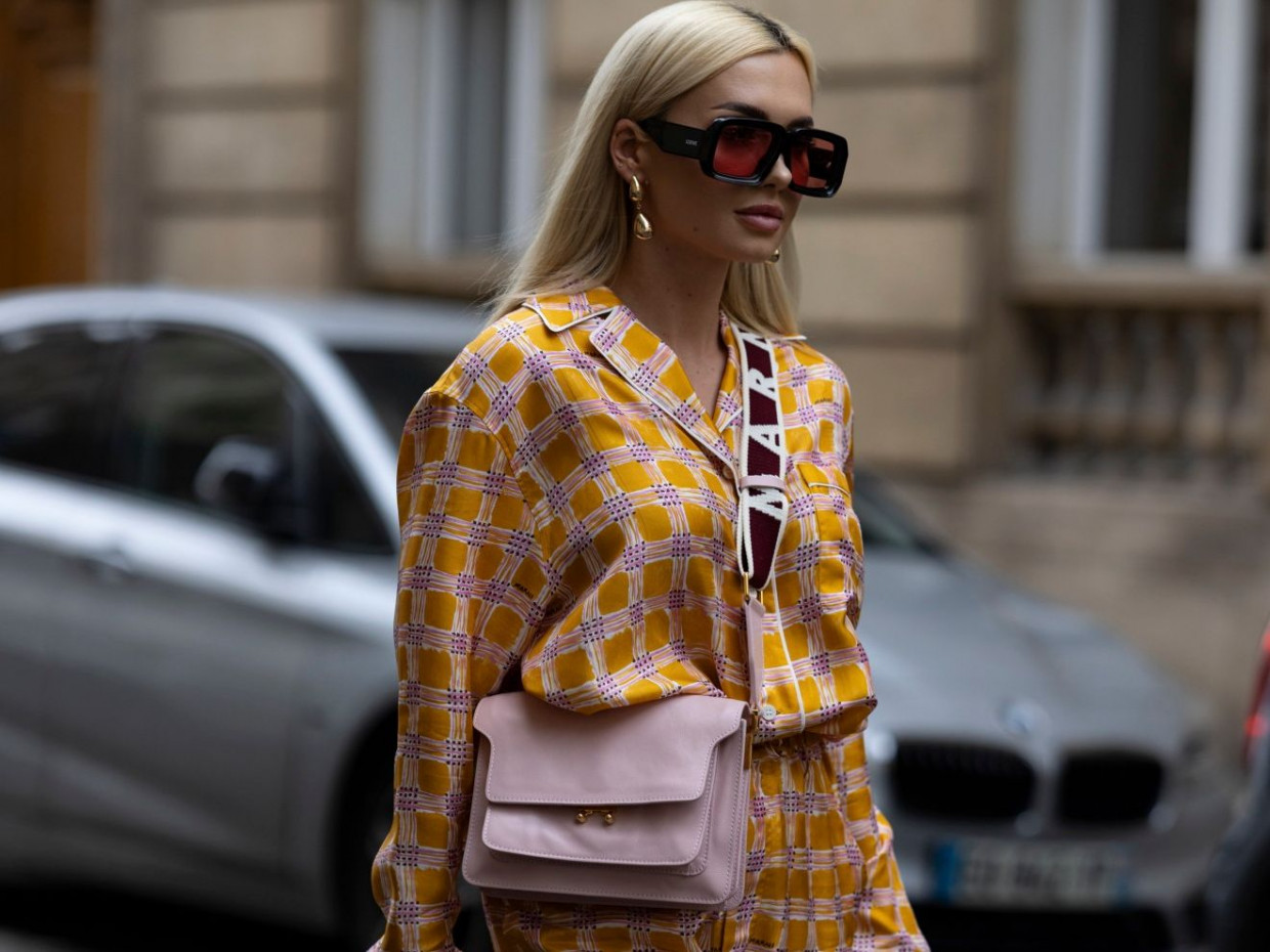 Οδηγός αγοράς: Οι πιο stylish cross body τσάντες που θα σου λύσουν τα χέρια -Κυριολεκτικά