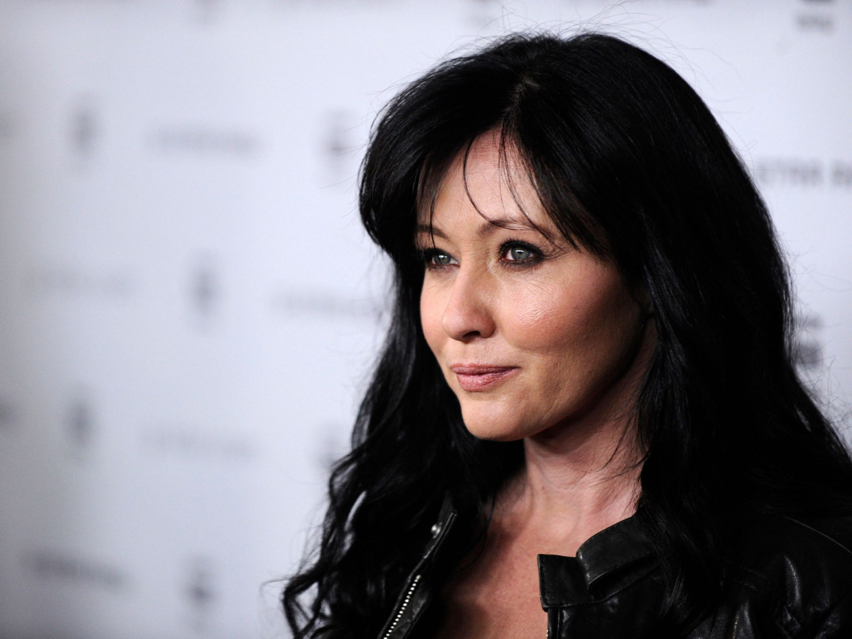 Η Shannen Doherty κατάλαβε πόσο όμορφη ήταν λίγο πριν πεθάνει και εδώ προκύπτουν δύο μαθήματα ζωής