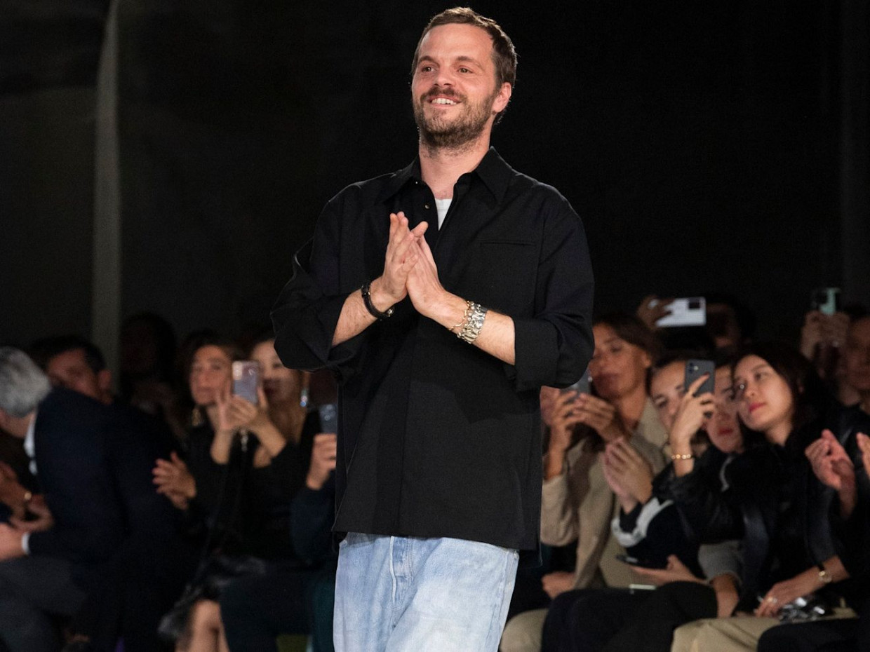 Οι φήμες λένε: Ο Matthieu Blazy είναι ο επικρατέστερος creative director για την Chanel -Yay or nay?