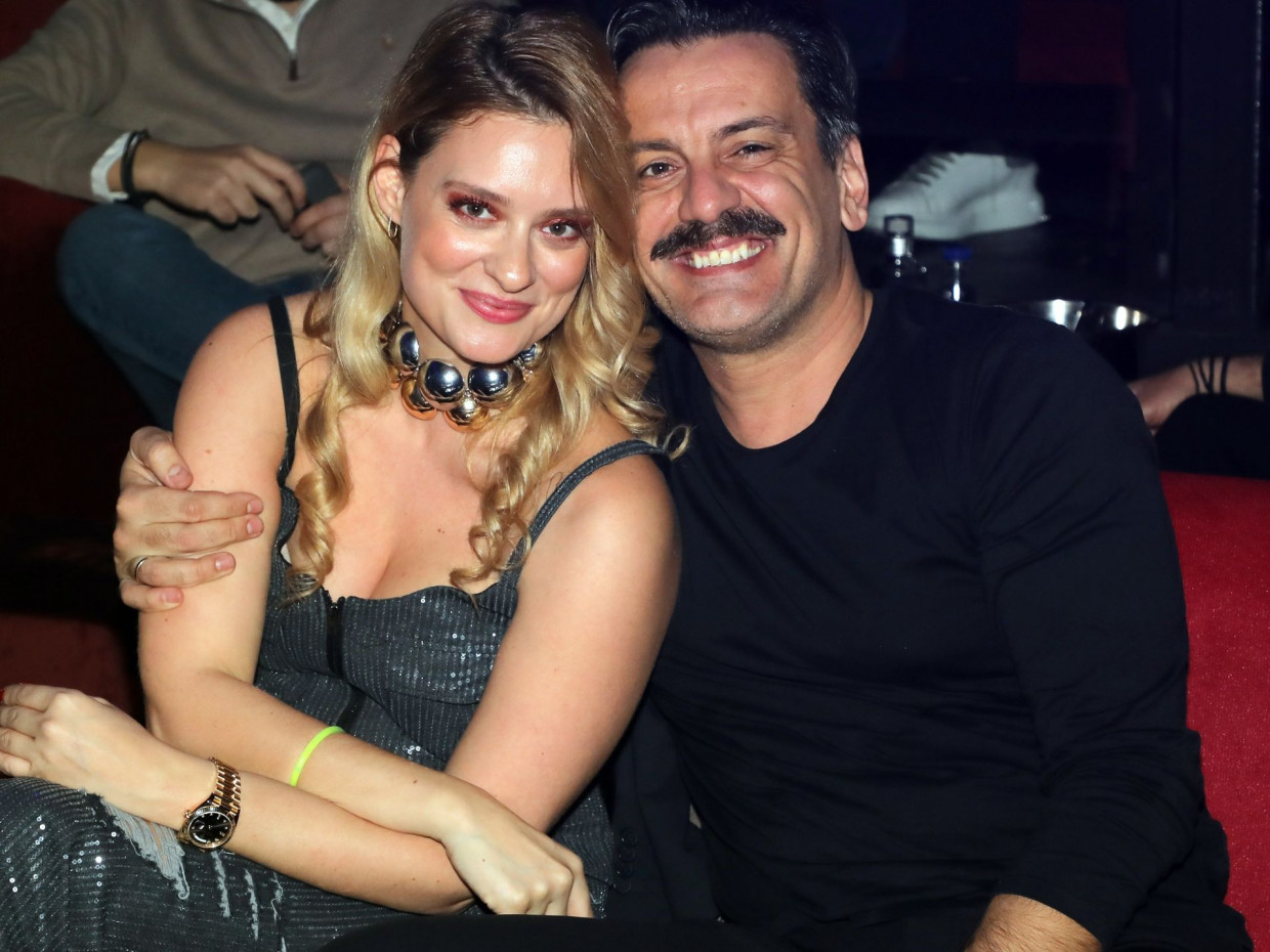 Η σύζυγος του Θάνου Κιούση δεν είναι στήριγμά του μόνο στον χορό αλλά και στη ζωή εδώ και 12 χρόνια