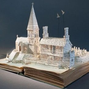 Γλυπτική σε βιβλία της Su Blackwell