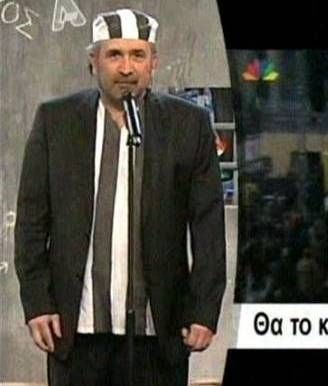 Ο Λάκης Λαζόπουλος παίρνει θέση για τα επεισόδια με τον Νταλάρα