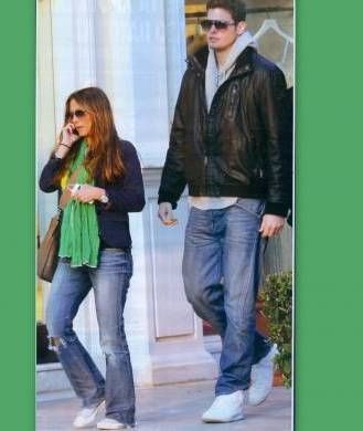 Ρομαντική βόλτα για Κοκκίνου-Μπόγρη! (φωτό)