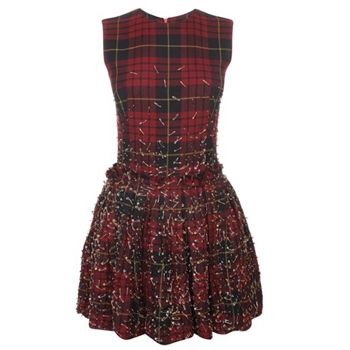 To πρώτο κατάστημα McQ